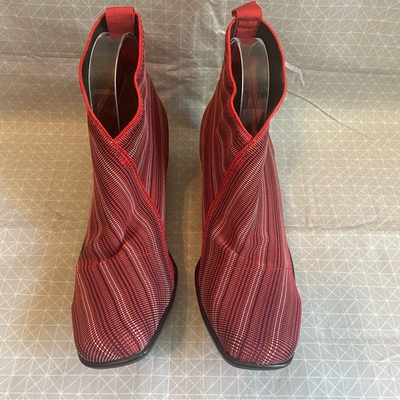 Charleston Shoe Company Lower King Boots in Rojo Stripe 10 - Picture 2 of 6